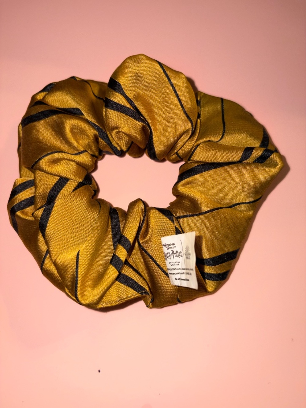 Wizarding World of Harry Potter, Hufflepuff Scrunchy, New